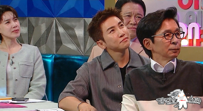 Kim Jung-min Opens Up About the Hardships of Being a "Weekend Dad"... "I Fly to Japan Several Times a Month and Carry Korean Ingredients" ('Radio