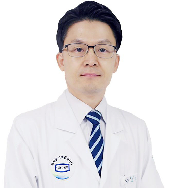 Professor Hwang Ho-sik