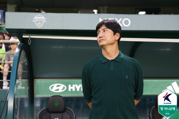 [현장인터뷰] "감독으로서 죄송하고, 미안하다" 고개 숙인 정정용 감독 "한순간도 헛되이 하지 않고 노력하겠다"
