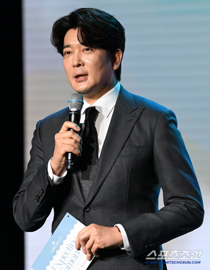 Choi Ki-hwan Finds Success in Business After Taking Voluntary Retirement from SBS 'Runs the Country's Largest Announcer Academy'