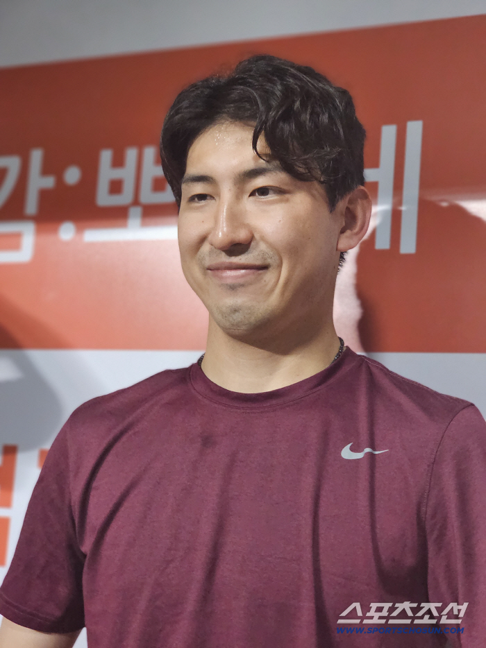 2500rpm 실화? 오승환의 '최초의 길' 걷는 아시아쿼터… 외국인 최초 '10홀드-10세이브' 금자탑