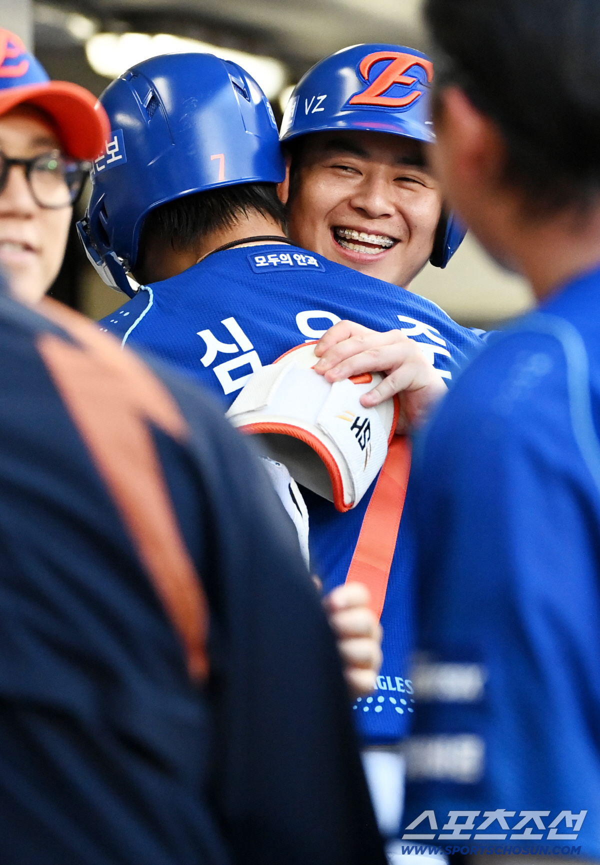 오른쪽 손가락 통증을 이겨낸 노시환