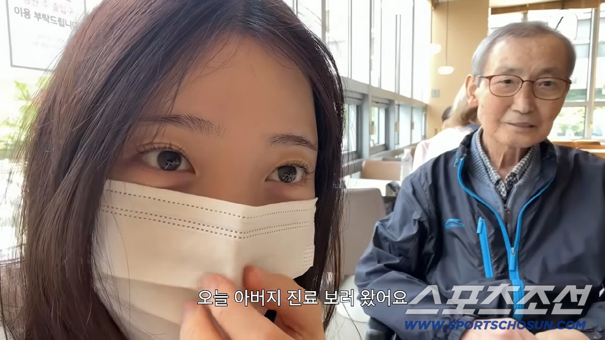 '도합 153만' 유혜주 세 자매, 나란히 유튜브 멈췄다…"가족과 시간"