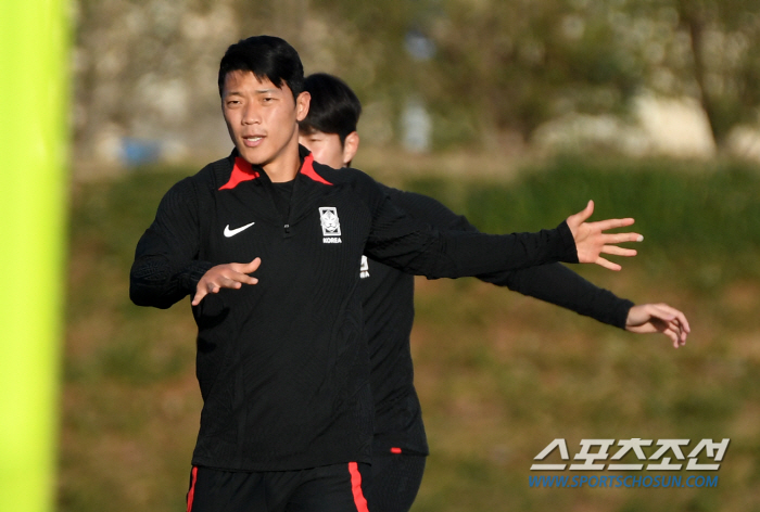 [포토] 황희찬 4강 요르단 기다려