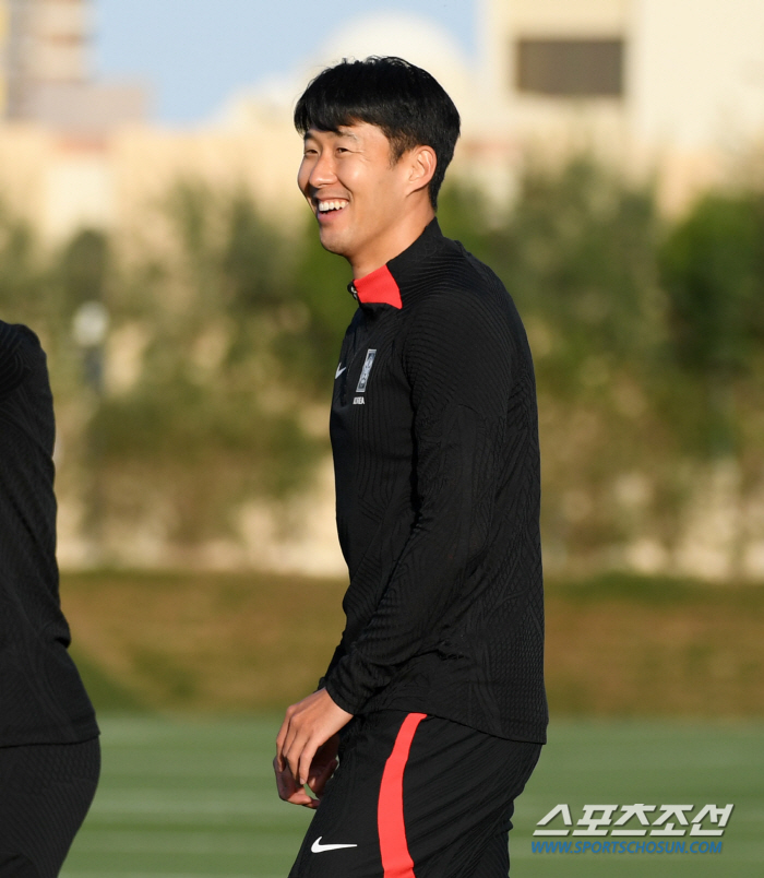 [포토] 손흥민 끝까지 웃자
