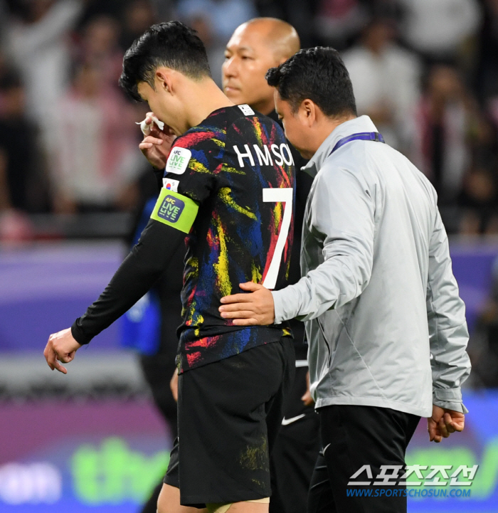 [포토] 대한민국 손흥민 울컥
