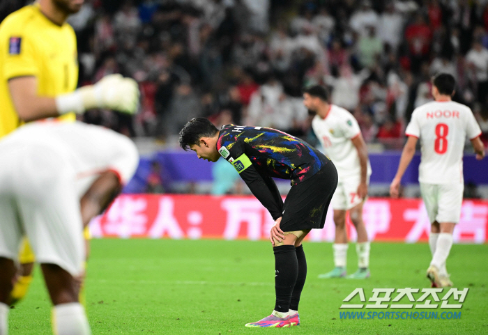 [포토] 손흥민 털썩...