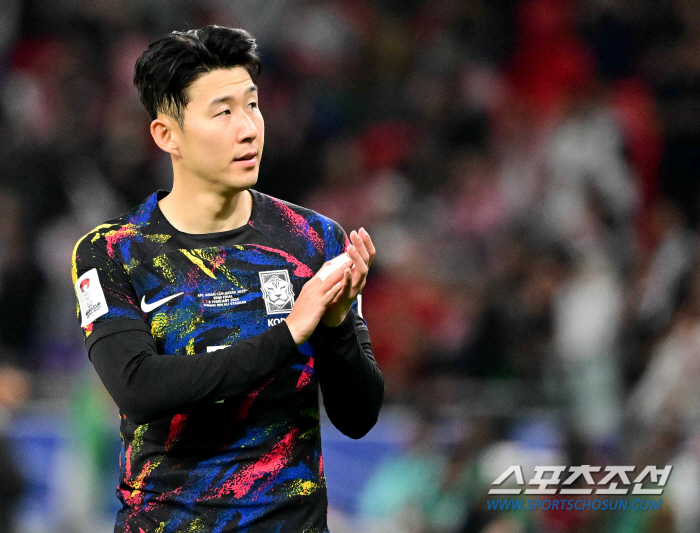 [포토] 손흥민 최선을 다한 캡틴