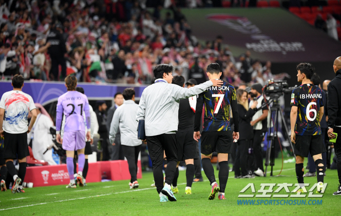 [포토] 대한민국 캡틴 손흥민의 아시안컵은 4강에서 마무리