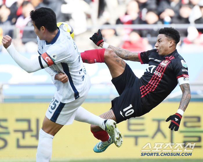 [포토] 린가드, 회심의 시저스킥