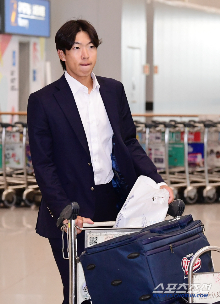 [포토] 김민석 많은 훈련량 알려주는 검게 그을린 피부