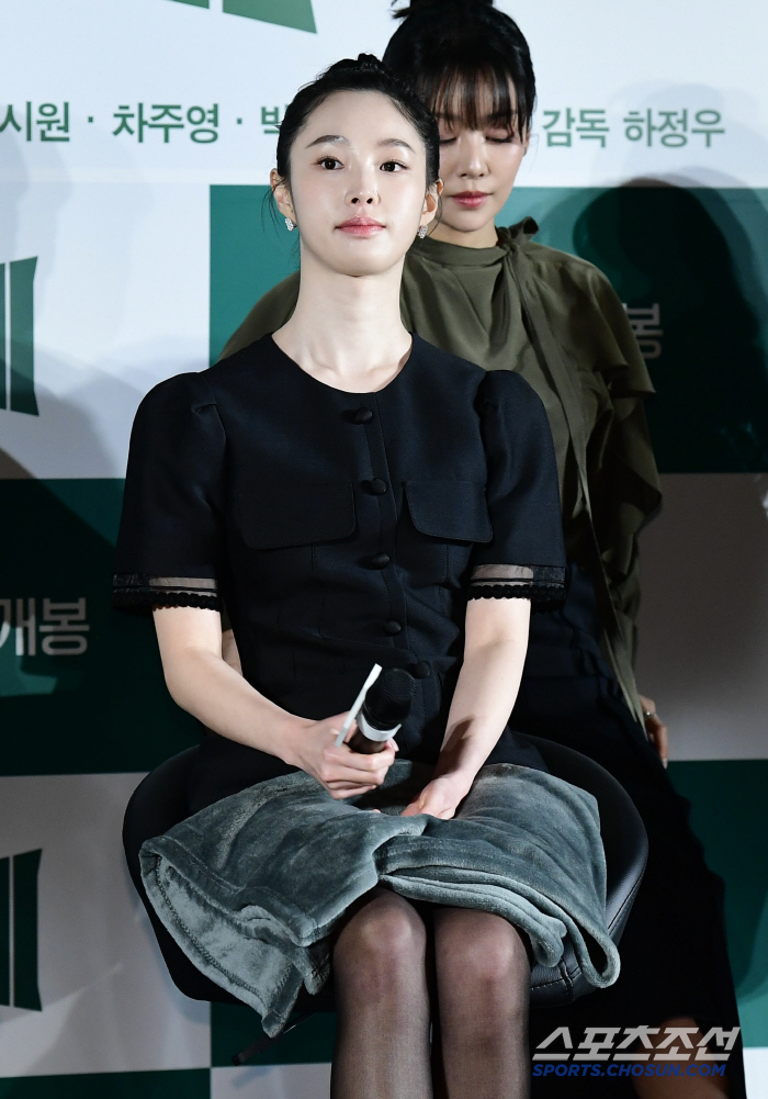 [포토] 강해림 떨리는 첫 영화 제작보고회