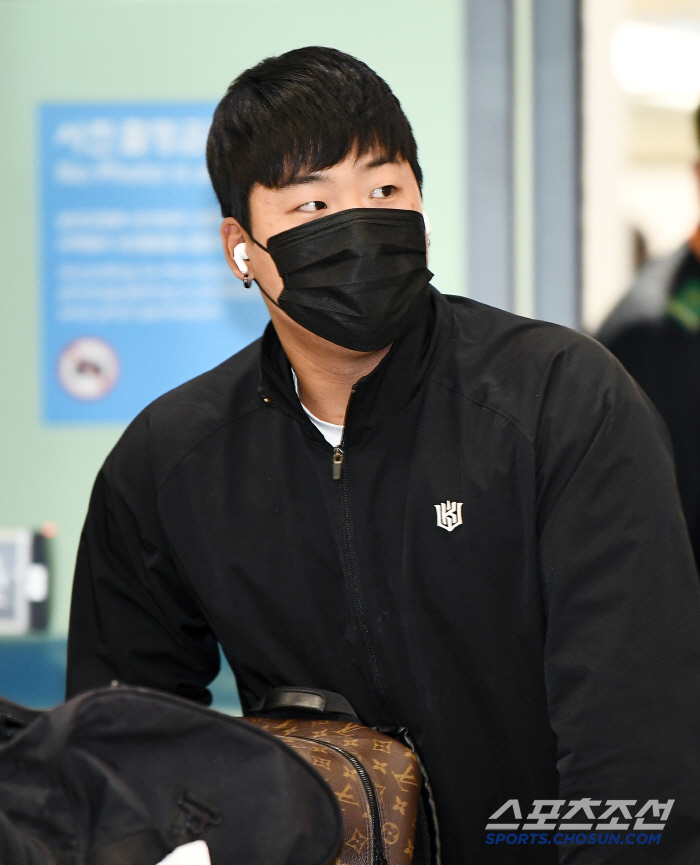 [포토] 전훈 마치고 귀국하는 강백호