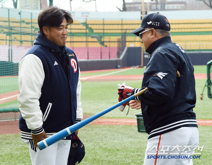 [포토] 김경문 감독과 만난 박석민 코치