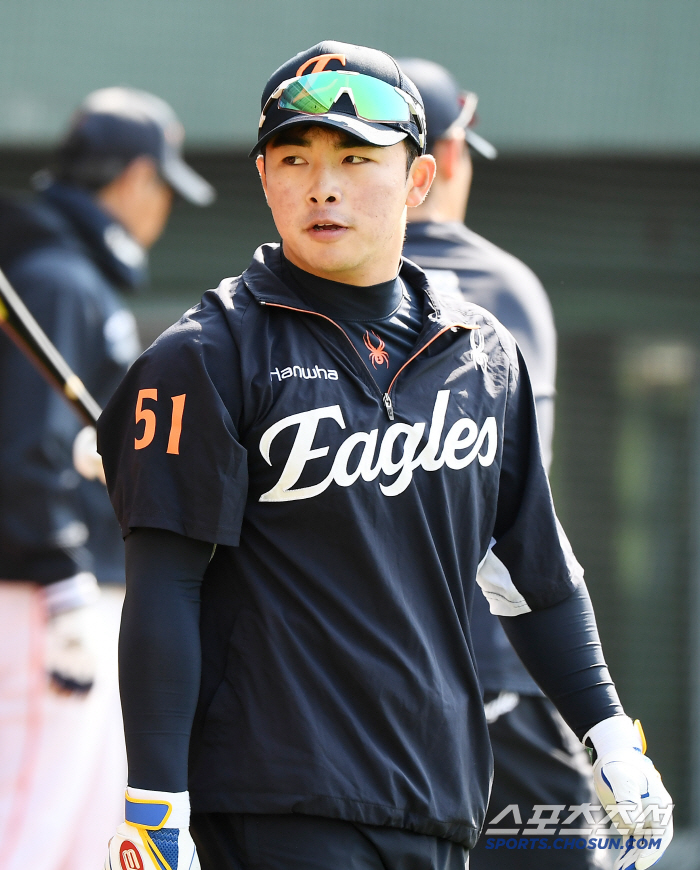 [포토] 정상적으로 훈련 소화하는 문현빈