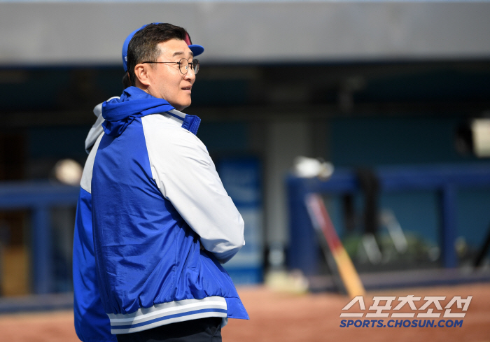 [포토] 삼성 이종열 단장 흐뭇한 표정