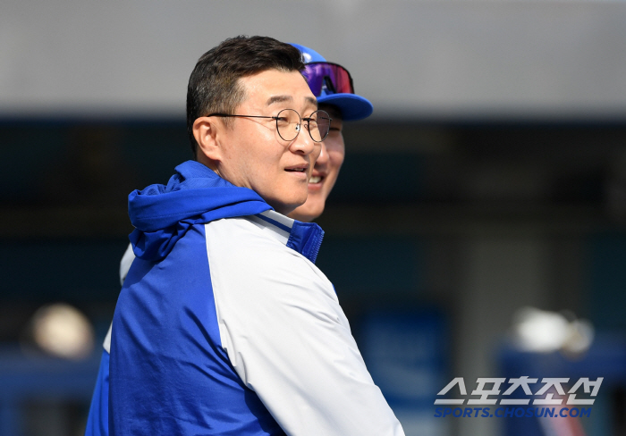 [포토] 삼성 이종열 단장 보고만 있어도 좋아