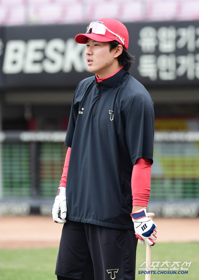 [포토] 최원준 올해도 준비 잘하겠습니다