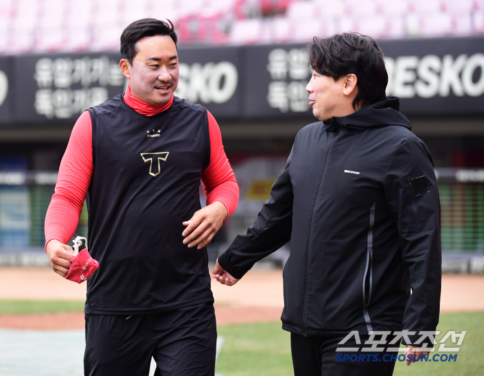 [포토] 김태군 허도환 형님 잘 지내셨죠?