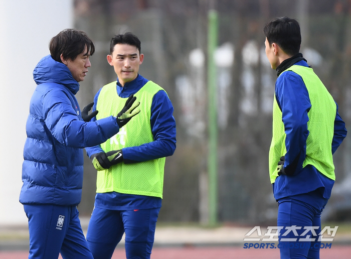 [포토] 홍명보 감독의 전술 훈련