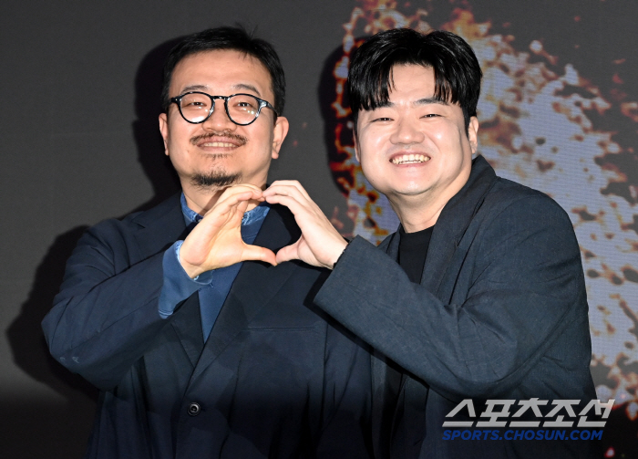 [포토] 연상호 감독-신민재, 닮았죠?