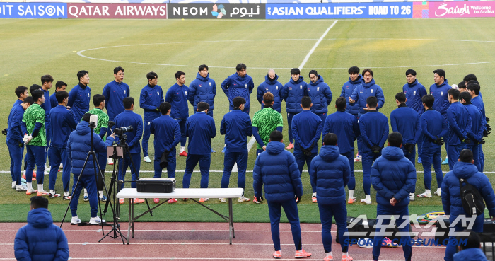 [포토] 오만전 필승 다짐하는 홍명보호