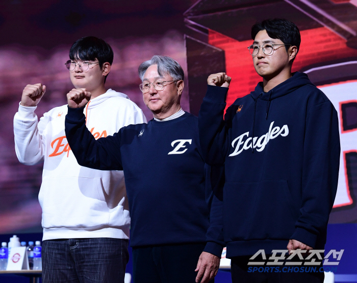 [포토] 김서현-김경문 감독-채은성 미디어데이 힘찬 화이팅