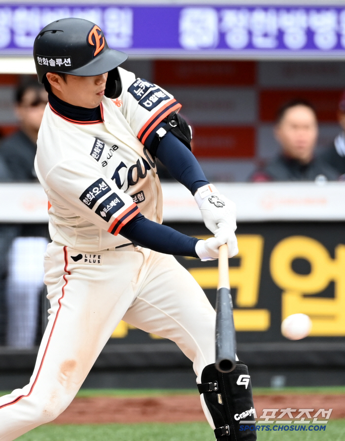 [포토] 이원석, 1타점 역전타 폭발