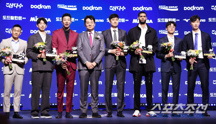 [포토] 20주년 베스트7에 선정된 7명의 레전드