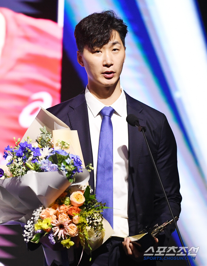 [포토] 20주년 베스트7에 선정된 박철우
