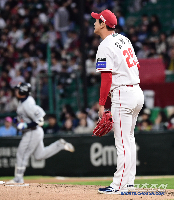 [포토] 김광현 4회 역전 허용