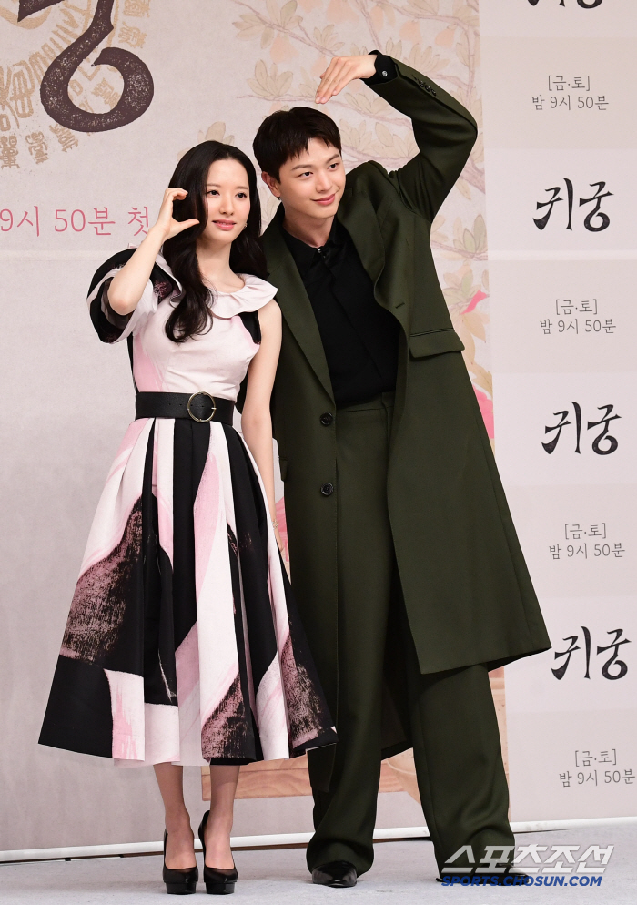 [포토] 김지연-육성재 귀중한 커플