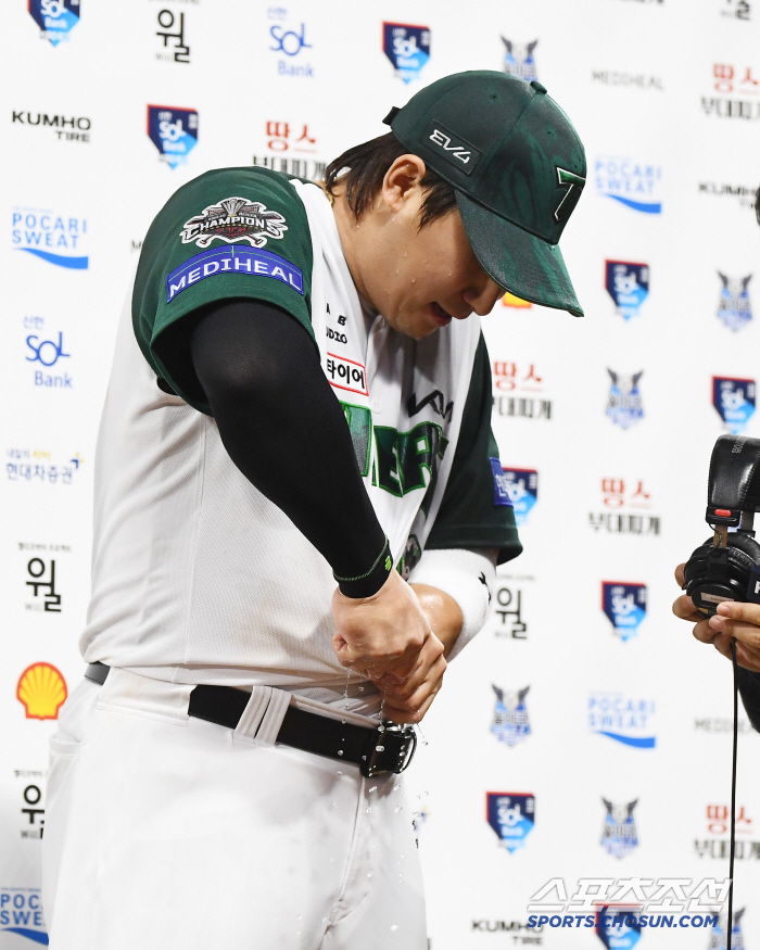 [포토] 흠뻑 젖은 나성범