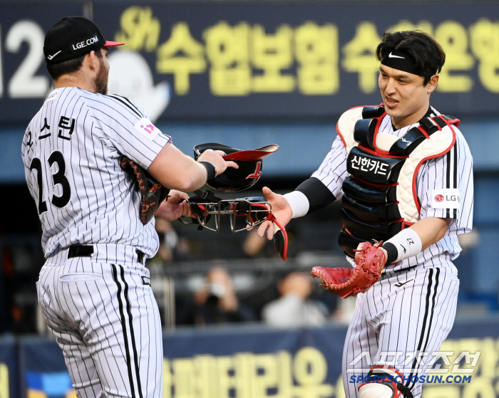 [포토] 오스틴, 박동원 훌륭한 수비야