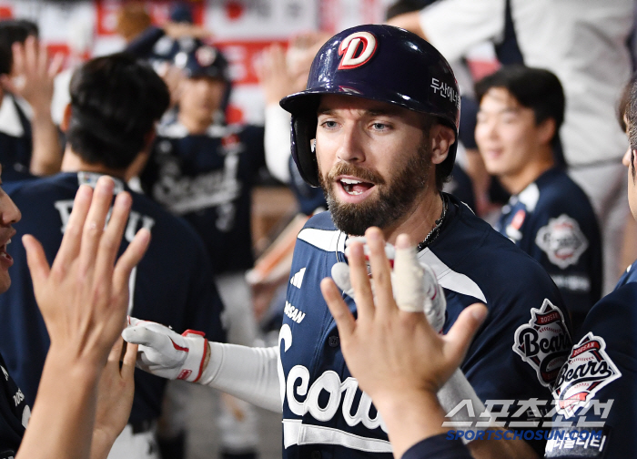 [포토] 환호하는 케이브, 투런포 쾅!