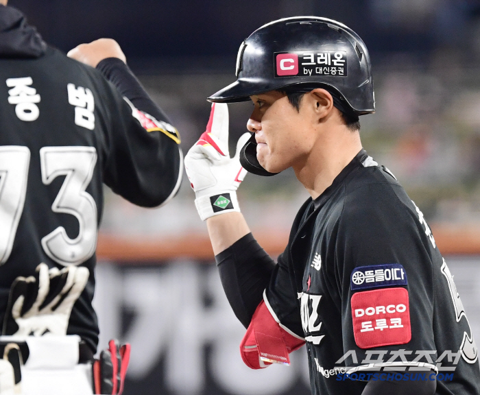 [포토] 권동진 4회 드디어 1타점 적시타