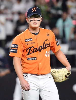 김서현, 아쉬운 올 시즌 첫 실점 허용