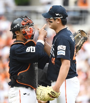 최재훈, 김서현 정신 차려