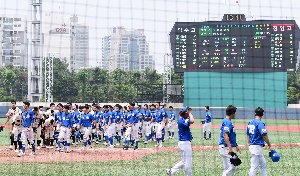 덕수고, 진영고 잡고 청룡기 8강 진출 성공
