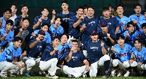 데이비슨, 롯데에 10승 선물하고 떠납니다