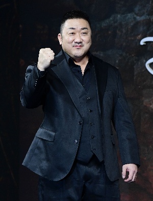 마동석, 이 주먹 하나로 끝나요