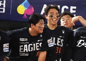 노시환-손아섭, 야구가 너무 즐겁네