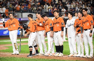 한화, 4시간 혈투 끝 패배