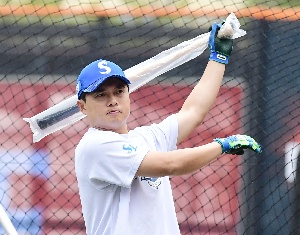 김헌곤, 한화와 경기는 새로운 방망이 들고