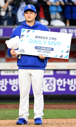 최원태, PO 2차전 MVP!
