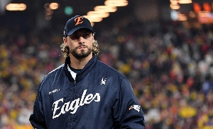 와이스, 충격적인 패배