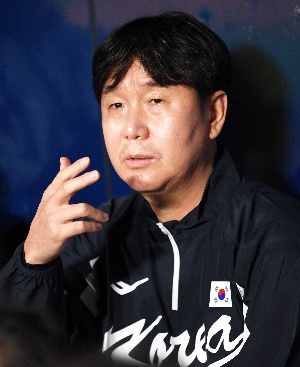 류지현 감독, 태극마크의 무게