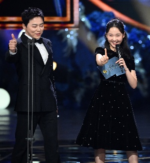 조정석-최유리, 좀비딸 환상 케미