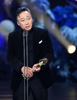 이성민, 감격스러운 순간