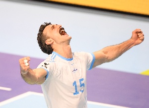 트리플크라운 러셀, 서브에이스로 경기 끝냈다